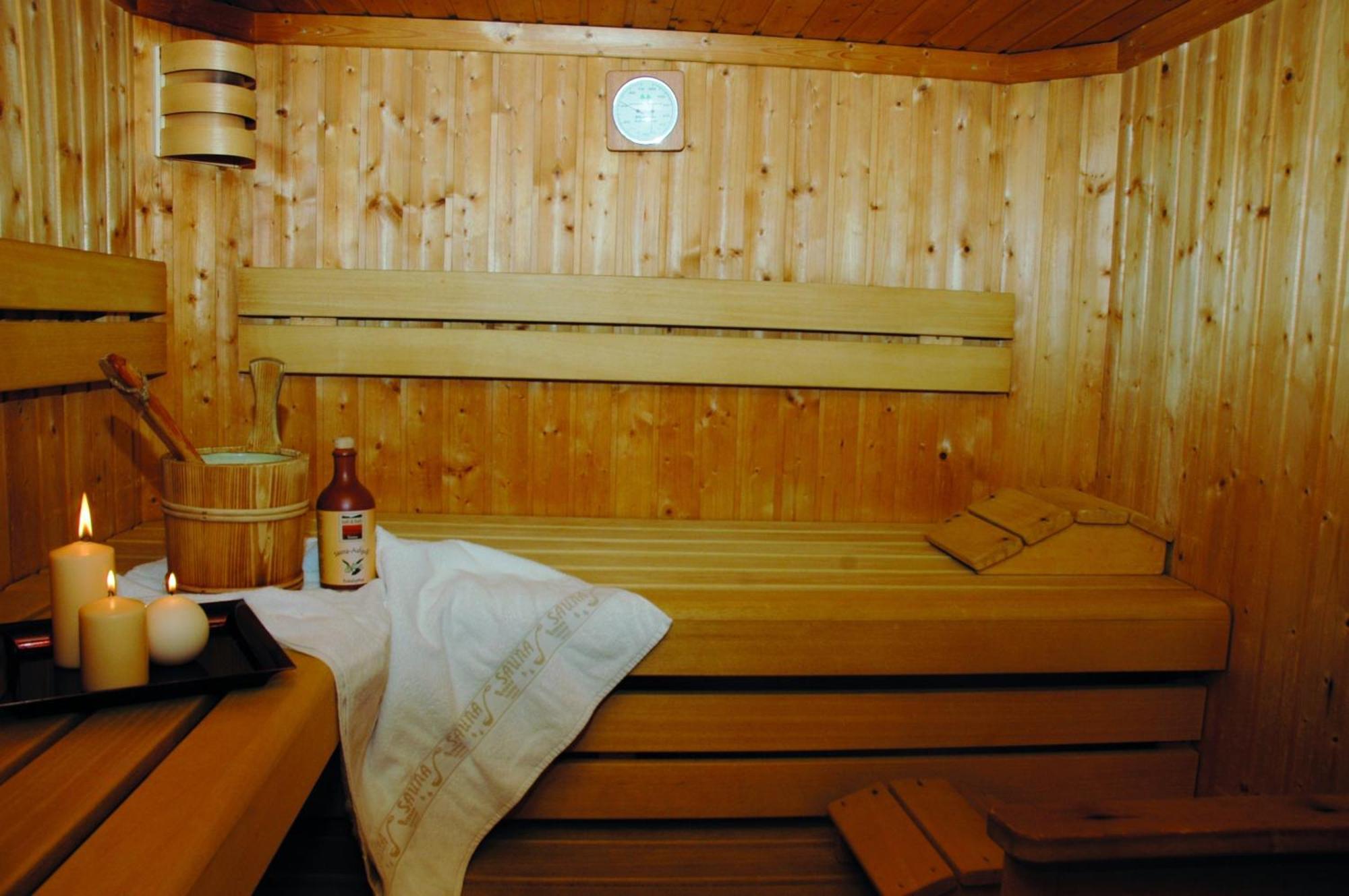 Hotel Gasthaus Schwarzenstein Ginzling Bagian luar foto
